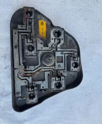 BMW 5 E39 Tail light bulb cover holder 146036