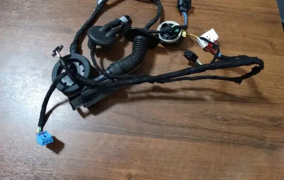 Audi Q7 4M Airbag deployment crash/impact sensor 4N0955557A