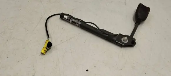 Opel Astra J Front seatbelt buckle 13367542