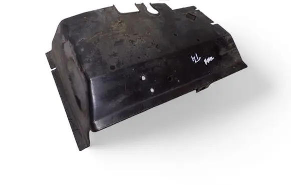 Volkswagen Transporter - Caravelle T4 Battery tray heat shield 7D0915437