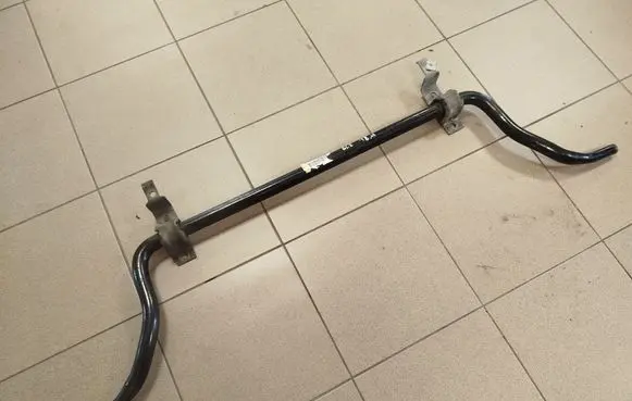 Front anti-roll bar/sway bar
