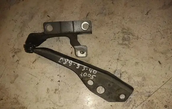Volvo S40 Tailgate/trunk/boot hinge 8643261