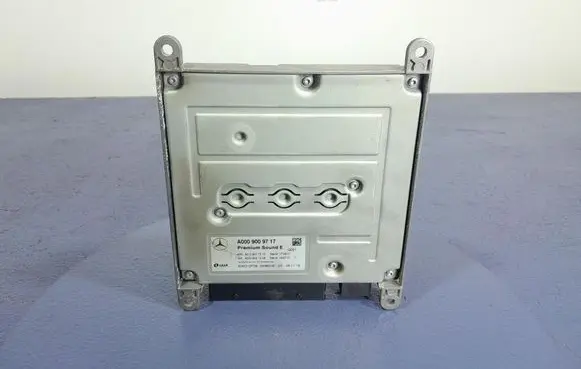 Mercedes-Benz AMG GT R190 C190 Sound amplifier A0009009717