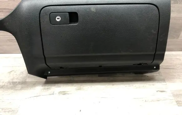 Volkswagen Golf VI Glove box 1K1857290E 1355D300465
