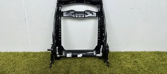Volkswagen Tiguan Front passenger seat 5n0881046bq