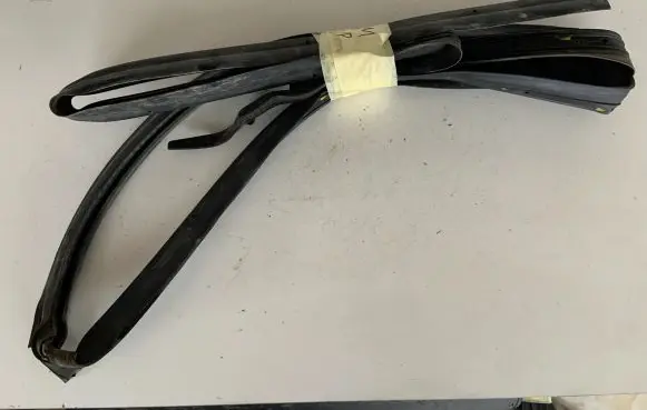 Audi Q7 4M Rubber seal rear door 4M0839120D 4M0839120