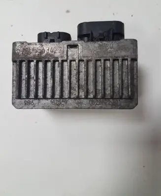 Opel Insignia A Glow plug pre-heat relay 55563423