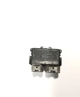 Toyota Land Cruiser (J120) Other relay 8826335090 0610001710