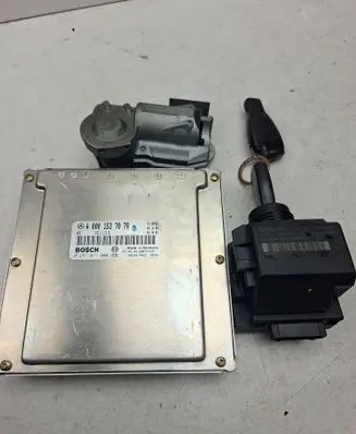 Mercedes-Benz C W203 Engine ECU kit and lock set A0001537079 0281011006 2095450558