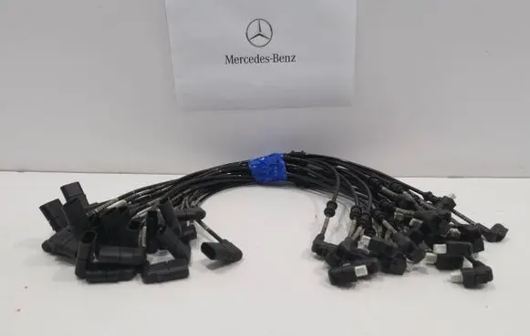 Mercedes-Benz E W213 Brake pads wear sensor A2135403905