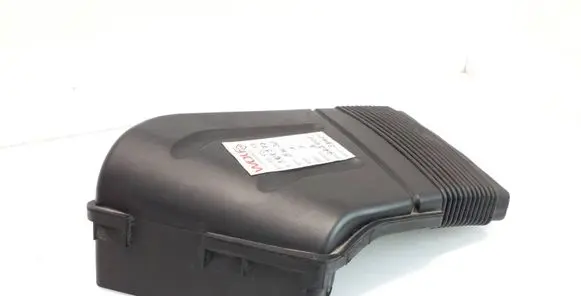 Audi A4 S4 B7 8E 8H Air intake duct part 8E0129617D