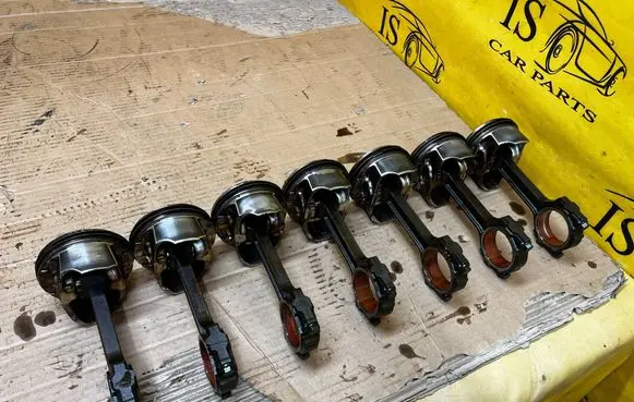 Cadillac Escalade Piston with connecting rod 