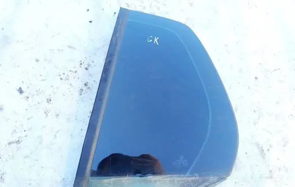 Volkswagen Golf VI Rear vent window glass AS2