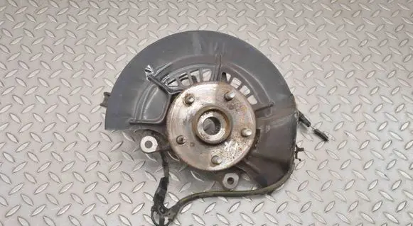 Lexus ES 250 - 300 - 330 Front wheel hub