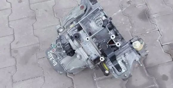 Peugeot 206 Manual 7 speed gearbox 20TE09