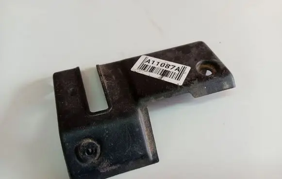 Mazda 323 Other interior part BC1D686FX