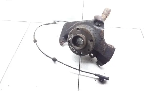 Citroen Nemo Front wheel hub