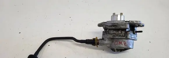 Opel Omega B2 Vacuum pump