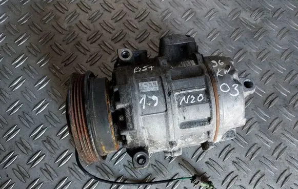 Volkswagen PASSAT B5.5 Air conditioning (A/C) compressor (pump) 8D0260808 7SBU16C