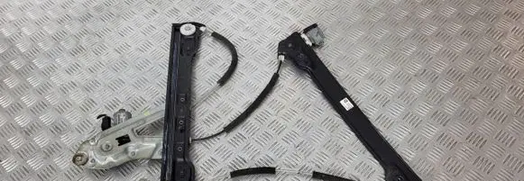 SsangYong Musso Front door window regulator with motor