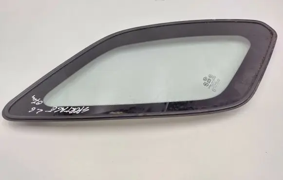 KIA Sportage Rear side window