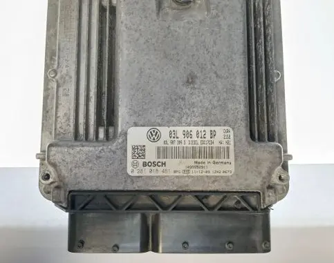 Volkswagen PASSAT B7 Engine control unit/module 03L906012BP 03L907309S 028101846