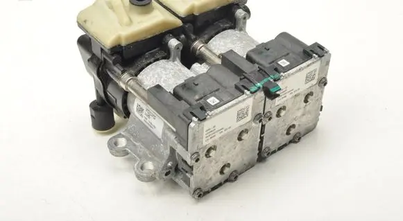 Volvo V60 Gear selector/shifter in gearbox 32336067