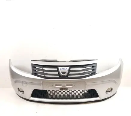 Dacia Sandero Front bumper 8200735107 8200735108 8200735104
