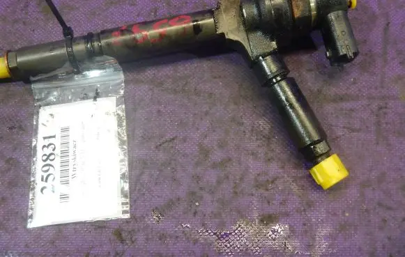 Honda Civic Fuel injector 0445110082