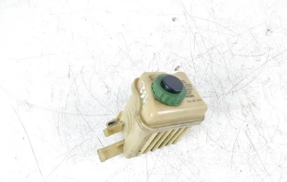 Porsche Cayenne (92A) Power steering fluid tank/reservoir 7L6422371E