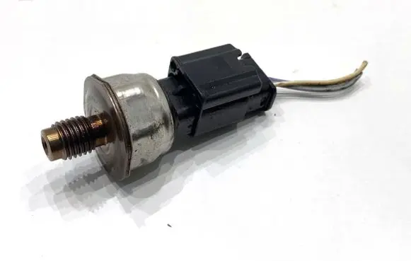 Peugeot 508 Fuel pressure sensor 9663305480
