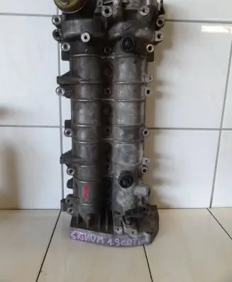 Opel Signum Camshaft 55194359