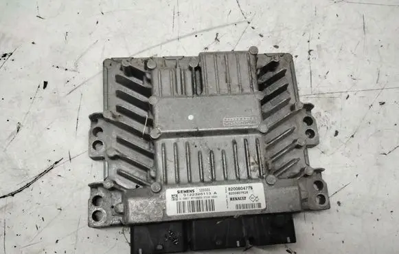 Renault Scenic II - Grand scenic II Engine control unit/module 8200804775 8200807626