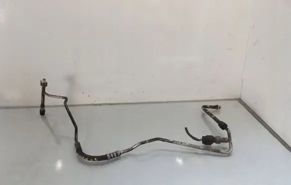 Ford Focus C-MAX Air conditioning (A/C) pipe/hose