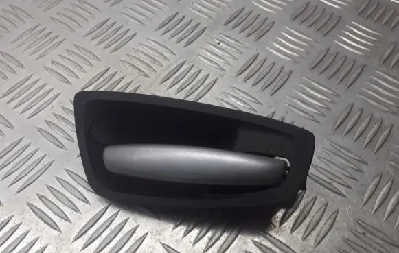 BMW 1 E81 E87 Rear door handle trim 10628510