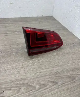Volkswagen Golf VII Tailgate rear/tail lights 5G9945093F
