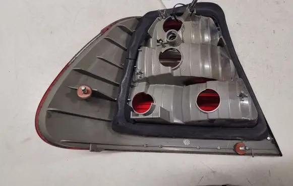 BMW 3 E46 Rear/tail lights 6910532