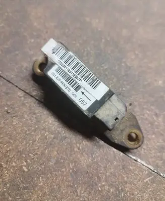 Mercedes-Benz C W203 Airbag deployment crash/impact sensor 0018204426