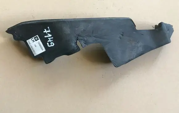 Opel Zafira C Fender foam support/seal 13385394