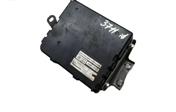 Lexus RX 330 - 350 - 400H Brake system control unit/module 8968033010 60U82018 60R31004