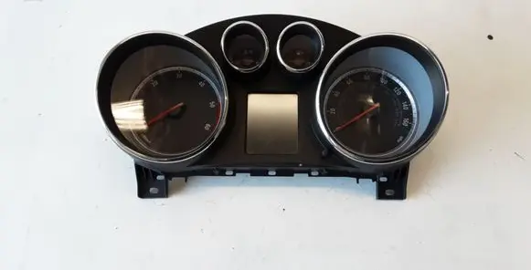 Opel Insignia A Speedometer (instrument cluster) 12843887 SW0554