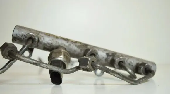 Audi Q7 4L Fuel main line pipe 059130089AB