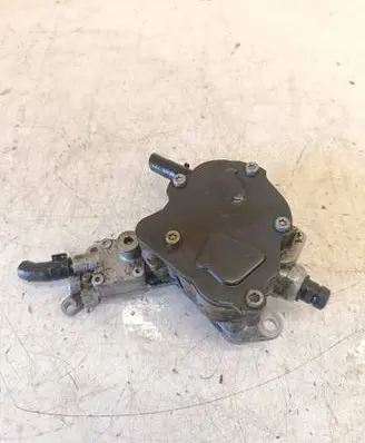 Volkswagen PASSAT B6 Vacuum pump 038145209E