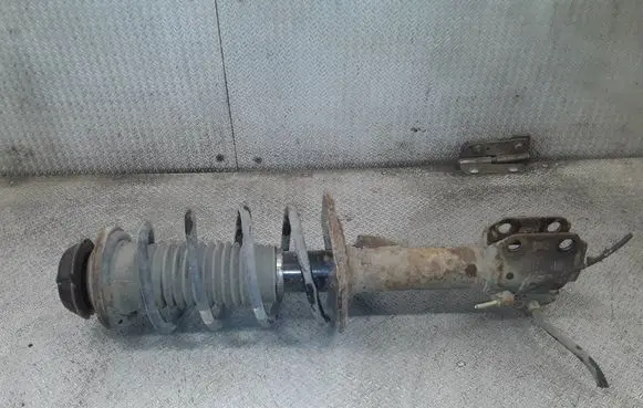 Toyota Yaris Front shock absorber with coil spring 