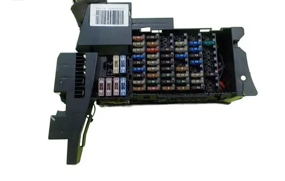 Mercedes-Benz B W245 Fuse box set A1695451640 BEZPIECZNIKOW