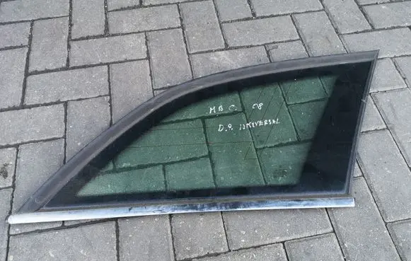 Mercedes-Benz C W204 Rear side window A2046701412