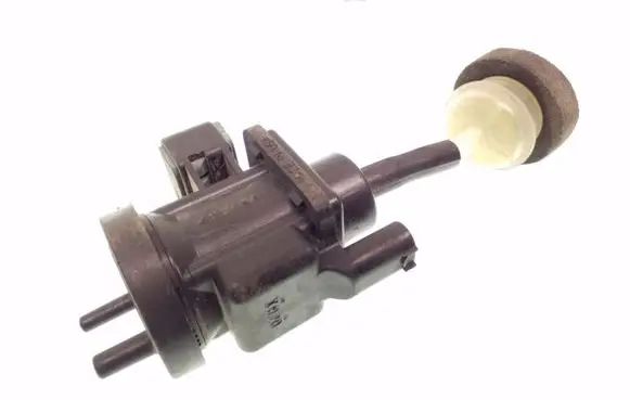 Mercedes-Benz E W211 Turbo solenoid valve A0005450527