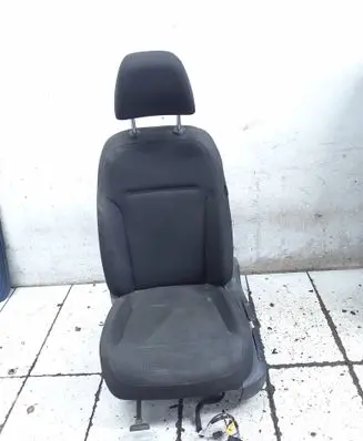 Volkswagen Jetta VI Front driver seat 5C6881105C