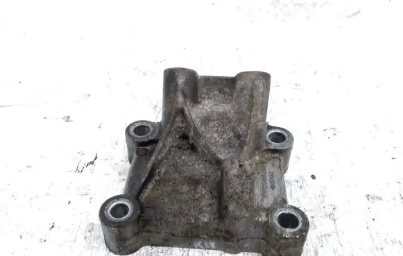 Chrysler 300 - 300C Engine mounting bracket 04578053AB