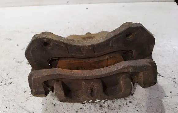 Mitsubishi Outlander Front brake caliper